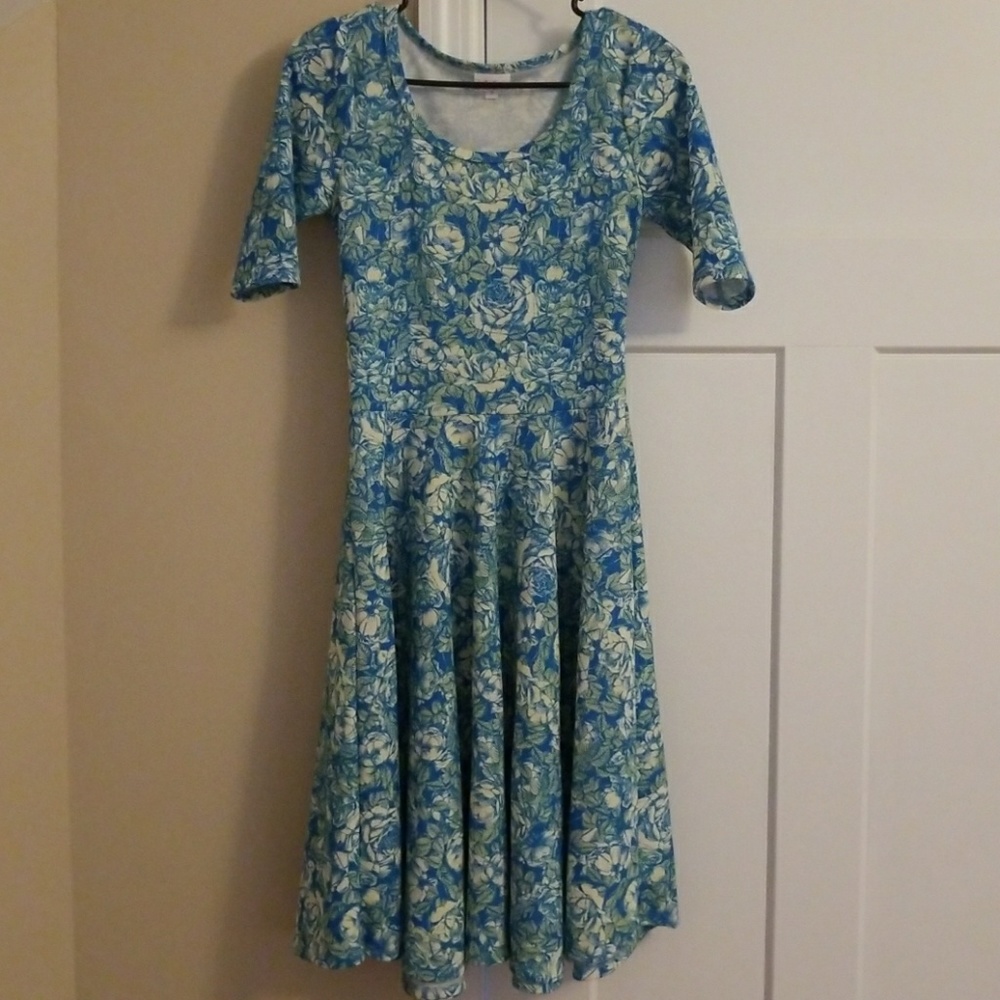 NWOT Lularoe Nicole
